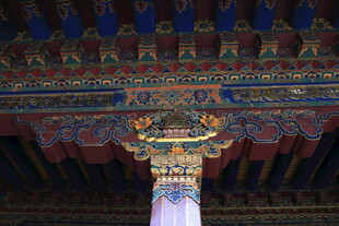 中式古建筑精美梁柱细节