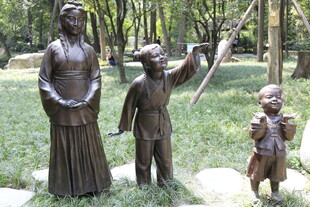 草原生活主题人物雕塑