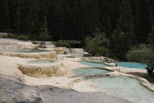 梦幻钙华池美景