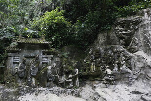 山间石刻群景观