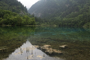 九寨沟秀丽湖景风光