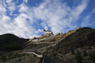 西藏布达拉宫远景风光
