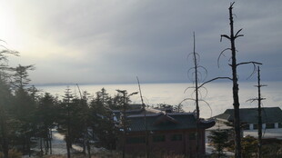 峨眉山