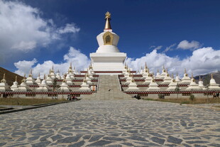 庄严白塔 藏地佛教建筑景观