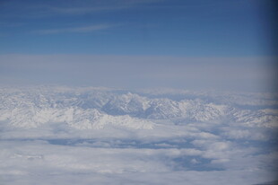 高空俯瞰云海美景