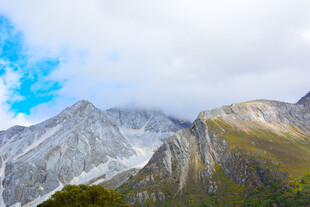 壮丽雪山风景 稻城