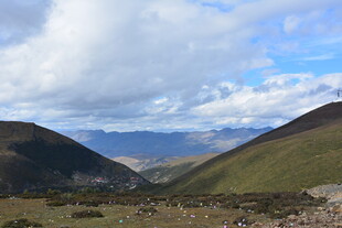 高山云海壮丽自然风光 稻城