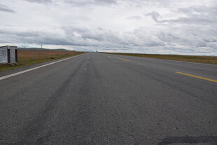 空旷公路 无尽远方