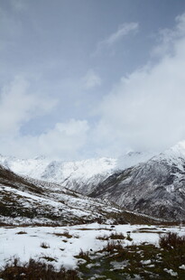 雪山旷野壮丽自然景观