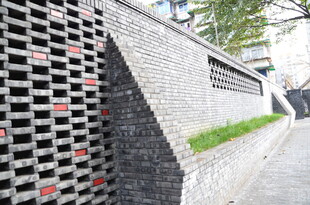 现代风格镂空砖墙景观