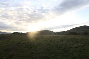草原上的日出美景