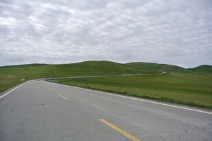 草原公路风景