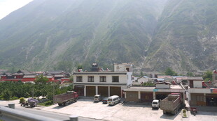 山间小镇建筑景观