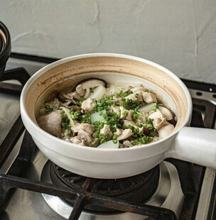 砂锅菌菇煲