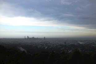 城市天际线全景景观