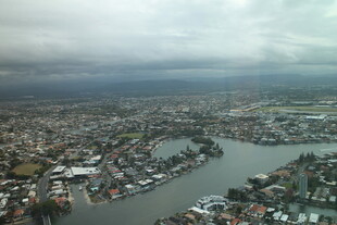 城市河流鸟瞰景观