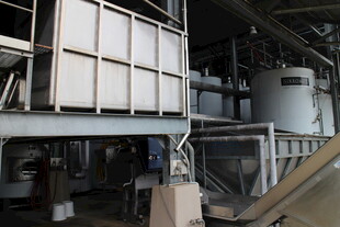 工厂内部工业设备场景