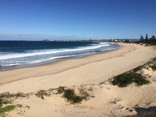 美丽海滨沙滩风景