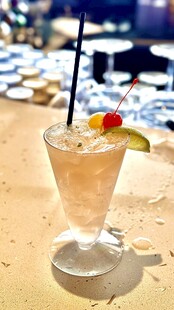 草莓鸡尾酒