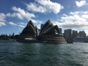 悉尼歌剧院海滨风光