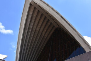 悉尼歌剧院独特外观一角