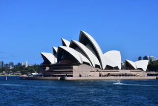 悉尼歌剧院海滨风光
