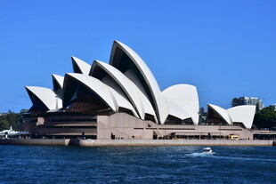 悉尼歌剧院的海上风光
