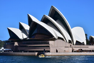 悉尼歌剧院近景风光