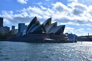 悉尼歌剧院海滨风光
