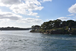 海滨风光 岛屿与蓝天碧水
