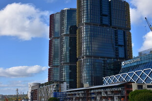 现代都市摩天大楼景观