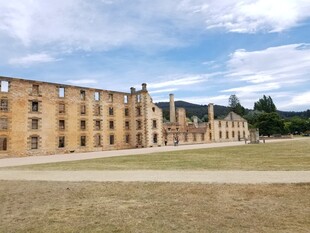 古老欧式建筑庭院景观