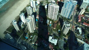 俯瞰繁华都市高楼景观