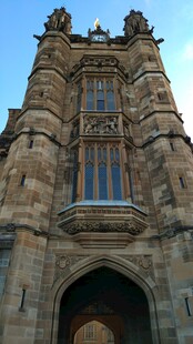 古老宏伟的欧式建筑外观