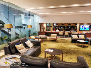 现代舒适的室内休闲空间