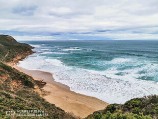 海岸风光 海浪拍击沙滩