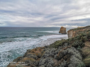 海岸风光 海浪拍击岩石