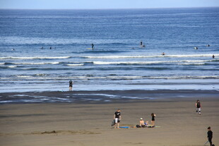 海滩上的休闲时光