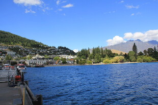 湖畔美景 宁静宜人风光