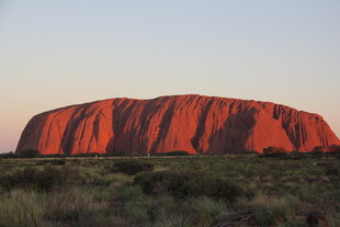 澳大利亚乌鲁鲁巨石景观