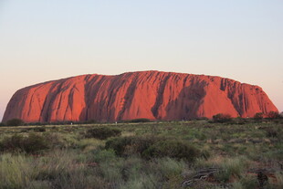 澳大利亚乌鲁鲁巨石景观