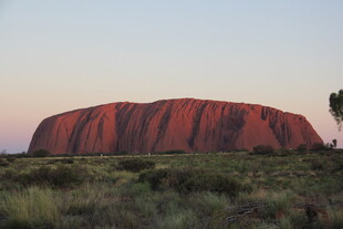澳大利亚乌鲁鲁巨石景观