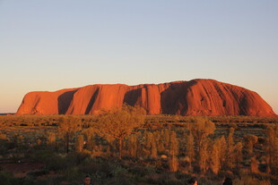 澳大利亚乌鲁鲁巨石景观