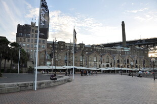 城市广场开阔景观