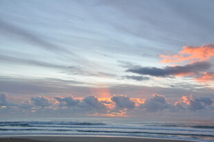 海边绚丽晚霞美景
