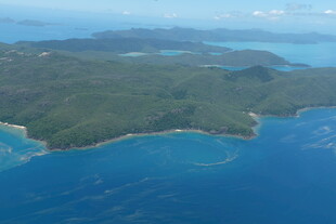 美丽海岛风光俯瞰图