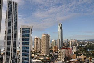 城市高楼天际线景观