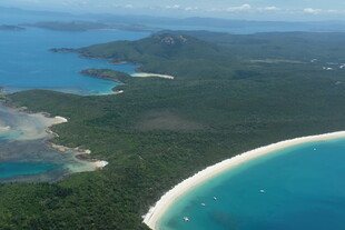 俯瞰绝美海岸风光