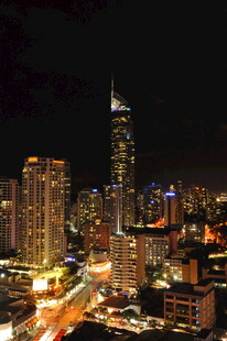 城市璀璨夜景俯瞰图