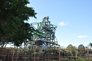 户外大型木质滑梯游乐设施